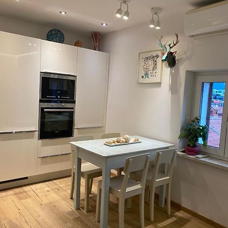 Apartma Mari Koper Buitenkant foto