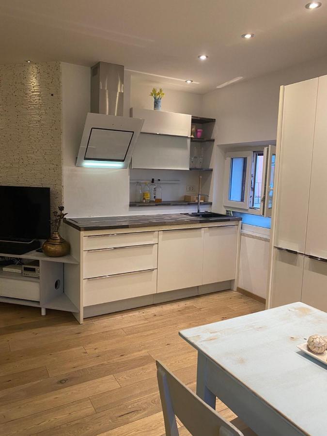 Apartma Mari Koper Buitenkant foto